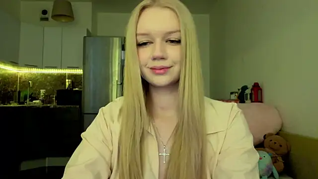 viyy online show from June 2026 08:33:01 PM