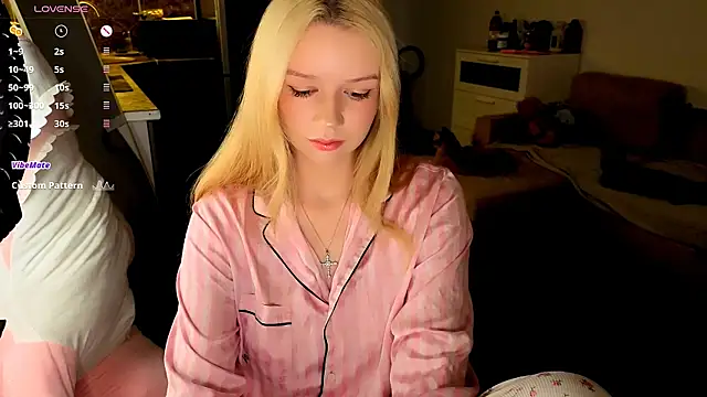 viyy online show from July 2026 10:37:01 PM