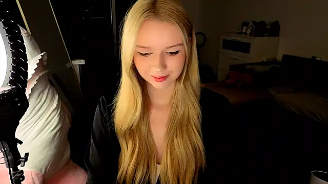 viyy online show from July 2026 09:21:02 PM