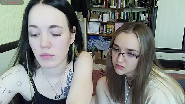 Mia Ellis online show from July 2026 10:21:01 AM
