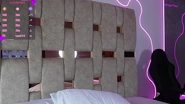 liasuaza  online show from July 2026 01:05:01 PM