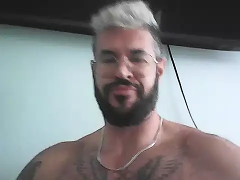 Snapshot of mrbighairychest chatting on June 2026 03:33:01 PM mrbighairychest online show from June 2026 03:33:01 PM