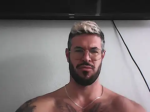 Snapshot of mrbighairychest chatting on July 2026 03:58:01 PM mrbighairychest online show from July 2026 03:58:01 PM