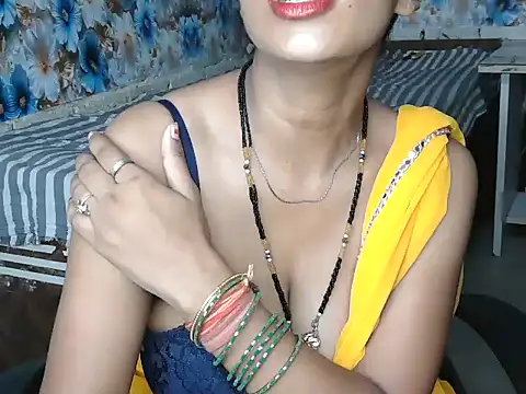 NottyMomo online show from July 2026 05:04:02 PM