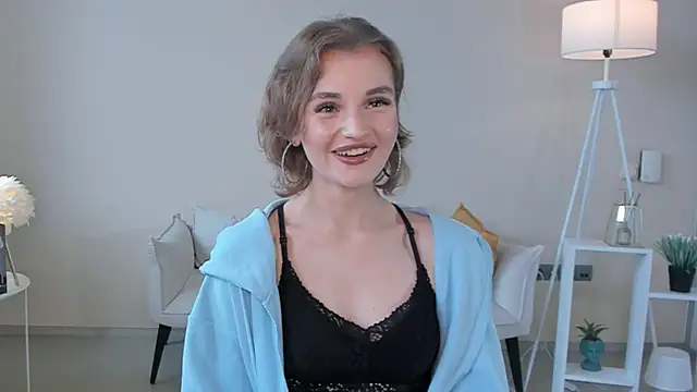 LonnieBamba online show from June 2026 09:23:02 AM