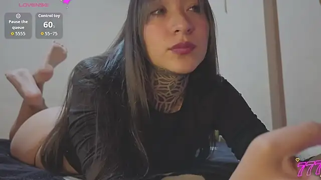 isasaenz  online show from July 2026 03:33:02 AM