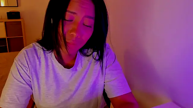 NicolePasqualott online show from September 2025 09:16:02 PM