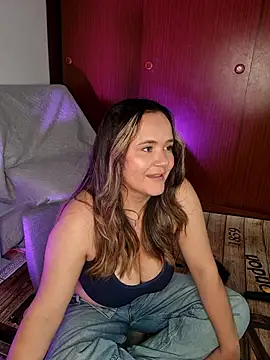 Mandy-moore28 online show from June 2026 10:13:02 PM