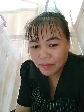 Snapshot of -Lemi- chatting on June 2026 05:10:02 AM -Lemi- online show from June 2026 05:10:02 AM