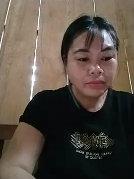 Snapshot of -Lemi- chatting on July 2026 08:40:01 AM -Lemi- online show from July 2026 08:40:01 AM