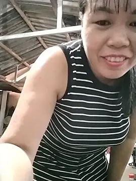 Snapshot of -Lemi- chatting on July 2026 10:39:01 AM -Lemi- online show from July 2026 10:39:01 AM