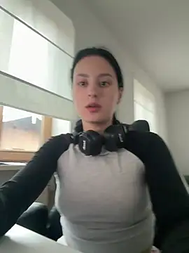 MisssMiaaa17 online show from July 2026 06:09:01 AM