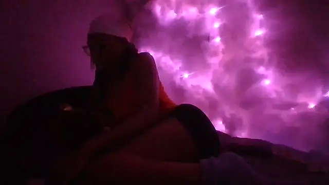 Opal Rainbow online show from November 2025 02:32:02 AM