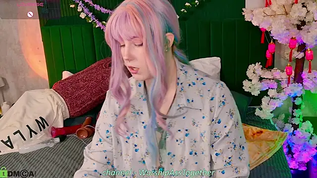 Snapshot of Candy-yeah chatting on June 2026 01:54:01 AM Candy-yeah online show from June 2026 01:54:01 AM