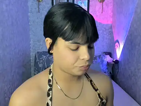 Snapshot of emily_rosue_ chatting on July 2026 01:58:33 AM emily rosue online show from July 2026 01:58:33 AM