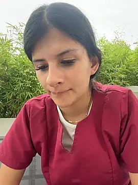 Snapshot of Mia_Alanna chatting on July 2026 05:26:02 PM Mia Alanna online show from July 2026 05:26:02 PM