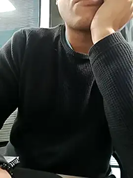 Cristian es87 online show from July 2026 12:43:01 PM