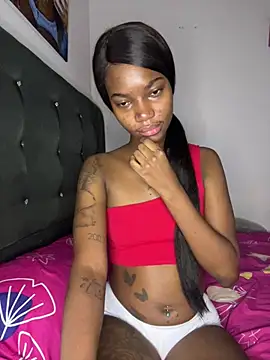ShakiraThompss18 online show from July 2026 12:30:01 PM