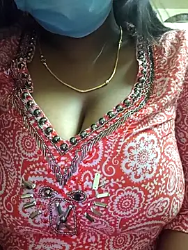 Snapshot of prethutamil chatting on June 2026 05:35:02 PM prethutamil online show from June 2026 05:35:02 PM