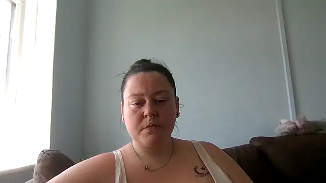 Snapshot of MysteriousAlaya chatting on June 2026 12:20:01 PM MysteriousAlaya online show from June 2026 12:20:01 PM