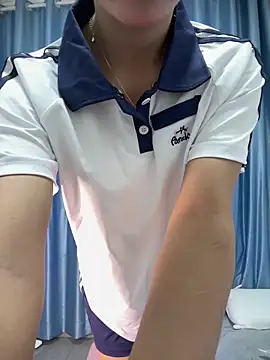 Snapshot of xiaoluoli06 chatting on June 2026 09:50:01 AM xiaoluoli06 online show from June 2026 09:50:01 AM
