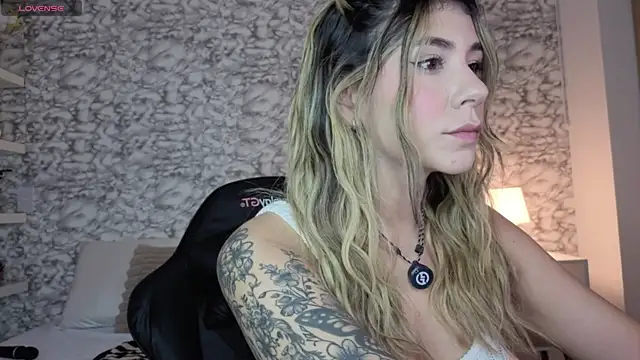 Isabella Bliss online show from July 2026 12:24:01 AM