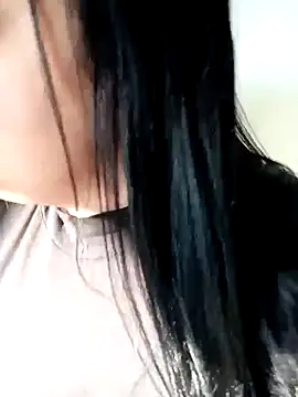 StellaPeituda online show from June 2026 06:45:01 PM