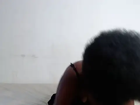 Snapshot of SlenderDiamond chatting on July 2026 09:35:02 AM SlenderDiamond online show from July 2026 09:35:02 AM