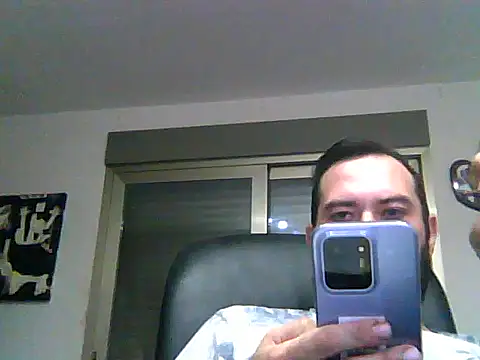 Snapshot of SirFrankonde chatting on June 2026 11:27:02 PM SirFrankonde online show from June 2026 11:27:02 PM