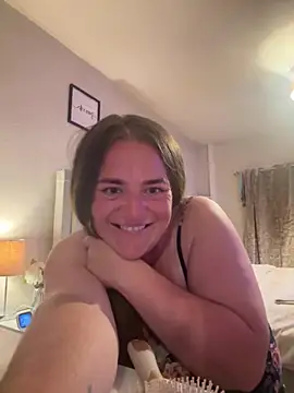 Bustygem  online show from June 2026 09:40:01 PM