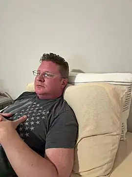 Snapshot of funandstuff chatting on June 2026 04:13:01 AM funandstuff online show from June 2026 04:13:01 AM