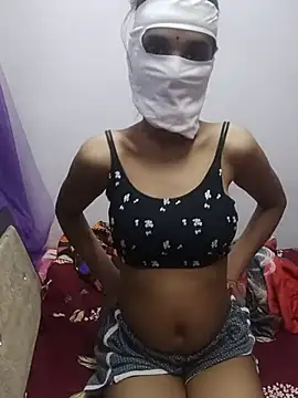 Snapshot of desi_housewife99 chatting on June 2026 07:07:02 PM desi housewife99 online show from June 2026 07:07:02 PM