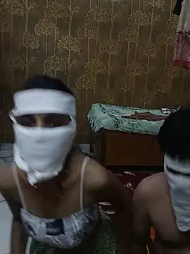 Snapshot of desi_housewife99 chatting on July 2026 07:32:01 PM desi housewife99 online show from July 2026 07:32:01 PM