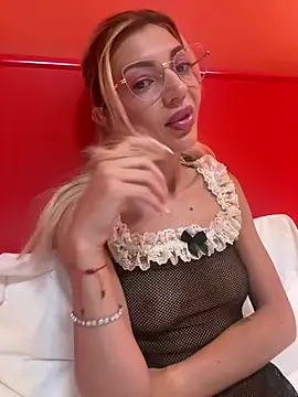 SofyVanilla online show from July 2026 07:44:01 PM
