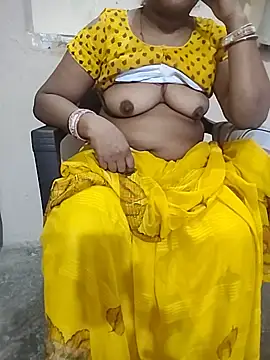 Snapshot of Bhabhiannuxxx chatting on August 2026 04:36:01 AM Bhabhiannuxxx online show from August 2026 04:36:01 AM