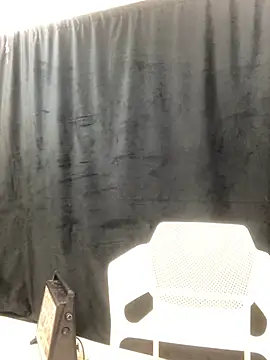 Kivelle28 online show from July 2026 03:32:02 PM