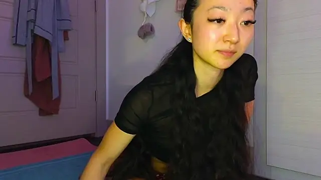 Snapshot of MySweetSofie chatting on February 2025 12:32:01 AM MySweetSofie online show from February 2025 12:32:01 AM