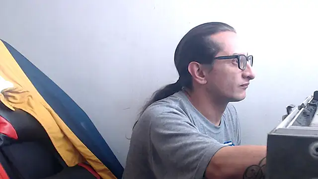 Latintemptation26 online show from June 2026 06:57:02 PM