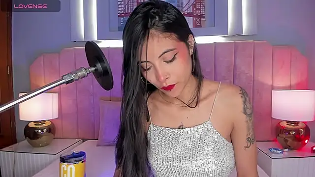 shelley-fox online show from July 2026 07:10:02 PM