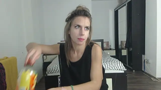 DedeSibel online show from January 2025 05:46:01 PM