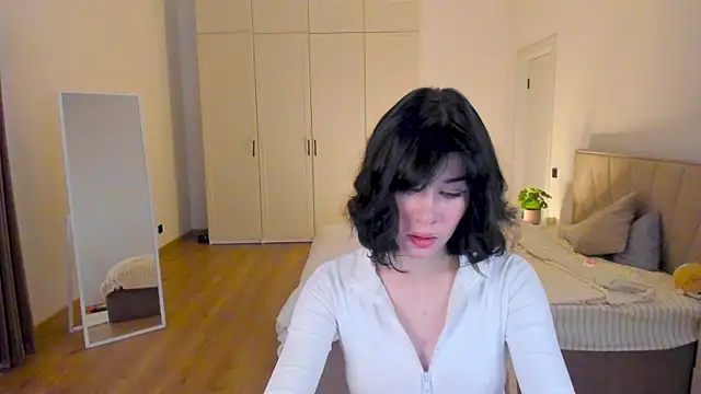 Ellie baillie online show from June 2026 06:18:01 AM