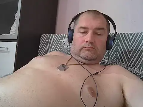 CristianDaniel78 online show from July 2026 04:22:01 PM