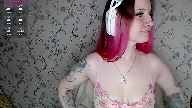 Snapshot of Tastycherrypie chatting on August 2026 11:02:01 AM Tastycherrypie online show from August 2026 11:02:01 AM