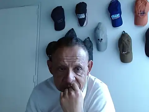 AlekNoir online show from July 2026 11:58:02 AM
