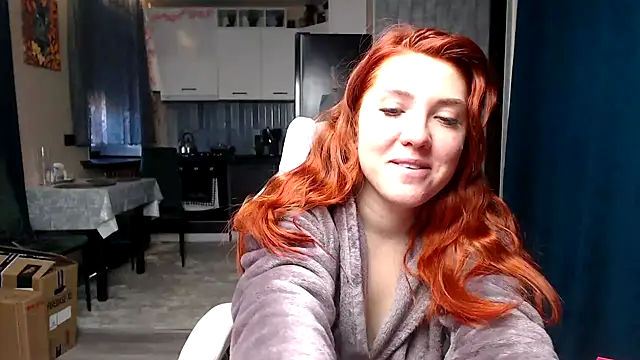 Reginasmilee online show from May 2026 03:24:02 AM