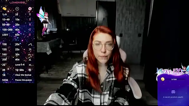Reginasmilee online show from May 2026 04:42:02 AM