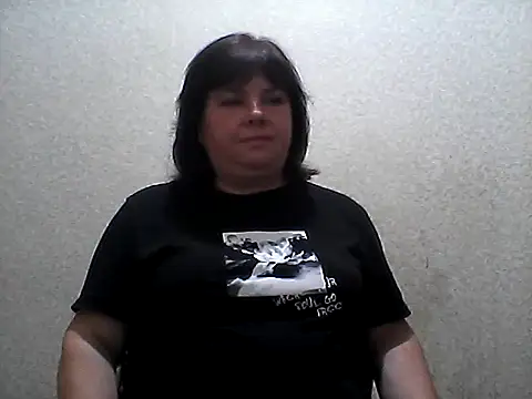 Snapshot of HannahAna39 chatting on June 2026 12:05:02 PM HannahAna39 online show from June 2026 12:05:02 PM