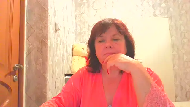 Snapshot of HannahAna39 chatting on July 2026 08:33:02 PM HannahAna39 online show from July 2026 08:33:02 PM