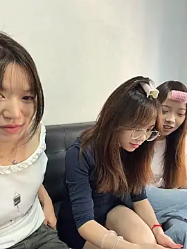 YY-1-1-1 online show from June 2026 07:35:02 AM