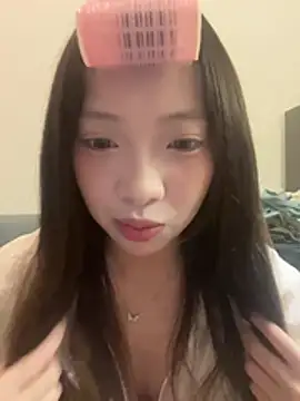 YY-1-1-1 online show from August 2026 12:54:01 PM